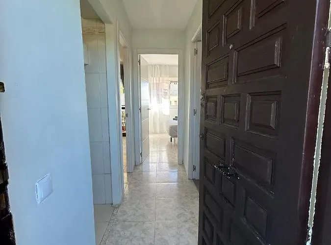 Las Palmeras -marbella Centro- By Completely شقة ماربيا